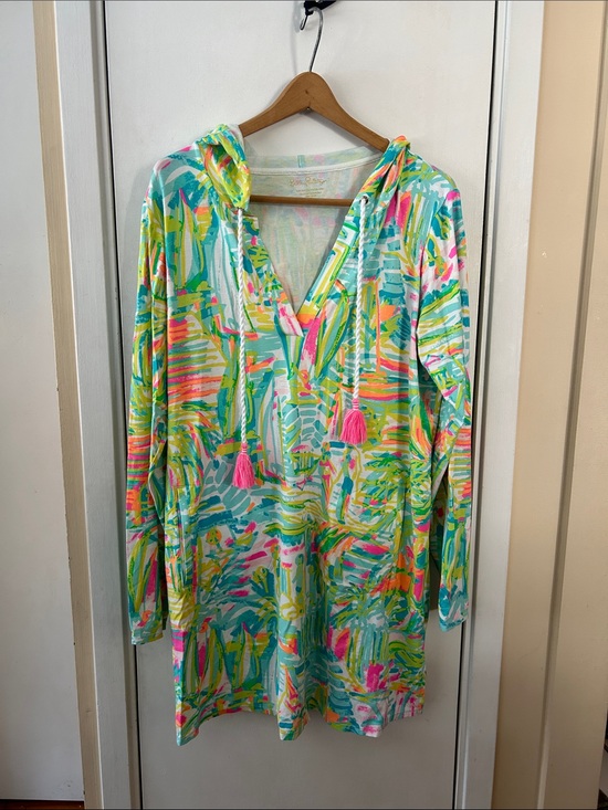 Lilly Pulitzer Tops - Fabulous Lilly Pulitzer Pastel Coverup Top with Hood XL